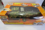 COLECIONISMO - MATCHBOX (05) - MISSION BRAVO (35527) Na caixa original lacrada com fitas adesivas sem vestígios de rompimento. A caixa mede aprox. 41,r x 26 x 13,5 cm.