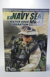COLECIONISMO MILITAR - BONECO MILITAR Hot Toys US NAVY SEAL Water Edge Operation - MK43 - Escala 1/6 - Figura de ação. A caixa mede aprox. 34 x 24,5 x 8,5 cm. Marca HOT TOYS. Referência: https://www.ebay.com/itm/186764207495