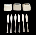 Conjunto composto por 3 porta manteiga/geléia e 6 espátulas da manufatura Fracalanza. Med.: 6,5 x 6,5 cm; Espátula: 13 cm