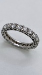 ALIANÇA CONFECCIONADO EM OURO BRANCO 18K, COM 22 DIAMANTE DE 1,50Ct, VVS COR I.J, PESO: 4,8g, TAMANH