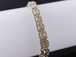 Esplêndida Pulseira em Ouro Amarelo 18k cravejado com 21 diamantes de lapidação
