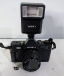 Câmera Fotográfica Yashica 500 / Linda, Câmera em ótimo estado, muito bem conservada ao longo desses muitos anos. Coleções ou Decoração, creio eu que ainda funcione para uso, pois esta muito íntegra.