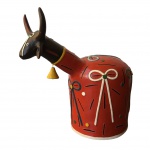 SEVERINO LUIZ - Arte popular brasileira - "Bumba Meu Boi". Escultura de cerâmica policromada. Dimensões: 50 cm x 50 cm x 28 cm / 4,5 Kg. Retirada somente por transportadora, devido a fragilidade.