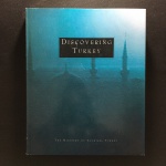 DISCOVERING TURKEY - idioma inglês , 207 páginas, ricas ilustrações. Dimensões: 29 cm x 23 cm / 1,5 kg.