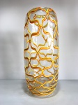 MURANO - Vaso em pasta de vidro translúcido, decorado com linhas na cores amarelo e laranja. Dimensões: 34 cm / 2,7 kg.