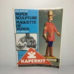 KAPERKIT  Maquete de papel SGT. McKLEW.  Canadá, déc 80.