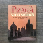 PRAGA Città storica - Licro capa dura, publicando pela editora VRÁJI em 1996. Total de 152 páginas e 121 ilustrações à cores. Idioma italiano.