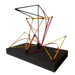 Escultura abstrata feita de madeira com detalhes nas cores preto, vermelho e amarelo com belos acabamentos. Obra única, assinado HDG no fundo. Dimensões: 35 cm x 40 cm x 22 cm. Recentemente, descobri minha paixão por criar esculturas abstratas, utilizando hastes de madeira e diversos tipos de materiais. Cada peça é uma combinação única de formas e cores, onde a simplicidade do material encontra a complexidade da criatividade. Meu trabalho busca criar composições artísticas que instigam a imaginação e despertam novas perspectivas.