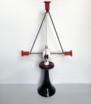 Escultura abstrata feita de madeira com detalhes nas cores vermelho, branco e preto com belos acabamentos. Obra única, assinado HDG no fundo. Dimensões: 60 cm aproximadamente. Recentemente, descobri minha paixão por criar esculturas abstratas, utilizando hastes de madeira e diversos tipos de materiais. Cada peça é uma combinação única de formas e cores, onde a simplicidade do material encontra a complexidade da criatividade. Meu trabalho busca criar composições artísticas que instigam a imaginação e despertam novas perspectivas.