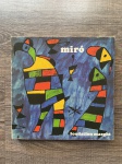 MIRÓ - fondation maeght - Livro puplicado em 1979, impresso na França. Edição no idioma francês contendo 191 páginas com ricas ilustrações. Dimensões: 21 cm x 21 cm.