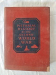 Book Pictorial History of the second world war, a photographic record of all theaters  of action chronologically arranced TOMO II. New York WM. H. WISE and CO., INC. 1944. Tradução: Livro História pictórica da segunda guerra mundial, um registro fotográfico de todos os teatros de ação cronologicamente organizados Volume II. New York WM. H. WISE e CO., INC.  Guerra Mundial, 1939-1945. Livro com mais de 75 anos de existência, encadernação antiga, capa dura com pequeno dano, vendido no estado. Livro diferenciado DE COLEÇÃO PARTICULAR. Este exemplar de colecionador apresenta marcas do tempo e manuseio.