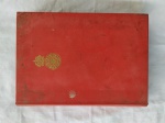 Livro "O Mundo Chinês" uma civilização e uma história.Volume 1, Jacques Gernet, Lisboa - Rio de Janeiro 1974. Edições Cosmos, CAPA DURA DE LUXO, FOLHAS DE GUARDA ILUSTRADAS COM MAPAS - ILUSTRADO, GROSSO VOLUME c/449pg, FORMATO: 17 x 24 cm - BOM ESTADO GERAL, c/ALGUM AMARELECIMENTO e SUJIDADES