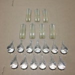 Conjunto com 20 peças, déc 70,  em acrílico para lustre. Pequenos arranhões do tempo. DImensões: 10 cm maior peça.