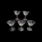 Cinco taças em demi cristal para drink lapidada em ramos, Med. Alt. 13cm, diam. 10cm.