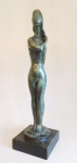 BRUNO GIORGI. "Nu feminino". Escultura de bronze patinada. Mede: 110 cm altura.