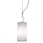 PENDENTE EM ALABASTRO ESPANHOL PARA 3 lâmpadas E14 60W. FOTO RELATIVA AO MODELO DO LUSTRE PODENDO HAVER  VARIAÇÕES EM SUA COR POR SER UMA PEDRA  Medidas:  Altura 200cm e Diâmetro 13cm.
