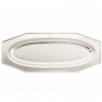 SOPPIL - TRAVESSA EM METAL ESPESSURADO A PRATA EM FORMATO OITAVADO E OVAL. Medidas: Largura 27cm e Comprimento 65cm.Obs Em perfeito estado de conservação