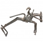 ESCULTURA EM METAL. Medidas: 32cm x 21cm.