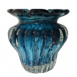 LE LIS BLANC CASA - Vaso em cristal estilo murano na tonalidade azul . Medidas: Altura 20cm e Diâmetro 20cm.