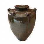 ETHNIX -Vaso em cerâmica vietnamita original . Medidas: Altura 53cm e Diâmetro 22cm.