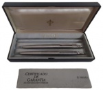 PARKER - Caneta e lapiseira na tonalidade prateada.