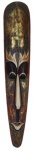 Totem em madeira esculpida e pintada artesanalmente, representando máscara. Obs: Retirada pelo comprador. Medidas: 100 x 20 cm.