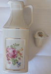 Garrafa Louça Branca Pintado Flores Aprox. 23 x 8 cm, Tampa e Garrafa precisa de reparos