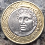 Moeda de 1 Real de 1998 com contorno na Face Baixo Relevo - Raríssima