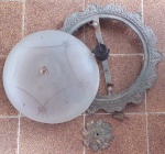 Peças de lustres Cúpula aproximadamente 22 cm Arandela de ferro aprox 28 cmPrecisa fazer parte elétrica, Parafuso fixador partido.