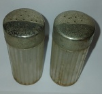 Par de Saleiro antigo plástico 8 cm