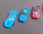 Kit 3 Miniaturas de Carrinhos de Coleção com Aproximadamente 5cm Metal - Plástico.