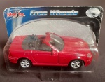Carrinho Miniatura Mercedes Bens SLK Conversível  11cm Plástico.