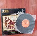 Disco de Vinil com marcas do tempo.10