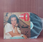 Disco de Vinil com marcas do tempo.