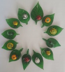 Kit Murano 12 Folhas Verdes com insetos