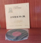 Disco de Vinil com marcas do tempo.