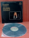 Disco de Coleção com marcas do tempo.