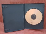 Dvd Guardados de Estante com marcas do tempo.
