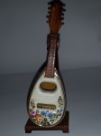 Bandola de plástico decorativo