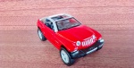 Carro Miniatura Jeep Jeepster Free Maisto em Ótimo estado de Conservação.