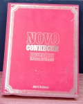 Livro Colecionismo conservado com Marcas do tempo.