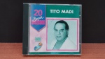 CD de Coleção Gardados de Estante com Marcas do tempo em Bom Estados.