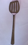 Espátula Cozinha Vazada 27 cm