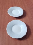 Antigo Par de pires de coleção Maison Resistente a micro-ondas Faltando conjunto, 11,5cm.