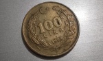 Moeda De Colecionismo com Marcas do tempo.