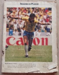 Revista Antiga de coleção de Época com Marcas do tempo / Revista recuperada em Grampeamento, detalhes em Páginas faltando e desfolhação, Guardado de armário.