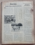 Revista Antiga de coleção de Época com Marcas do tempo / Revista recuperada em Grampeamento, detalhes em Páginas faltando e desfolhação, Guardado de armário.