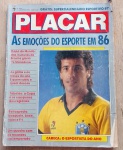 Revista Antiga de coleção de Época com Marcas do tempo / Revista recuperada em Grampeamento, detalhes em Páginas faltando e desfolhação, Guardado de armário.