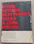 Revista Antiga de coleção de Época com Marcas do tempo / Revista recuperada em Grampeamento, detalhes em Páginas faltando e desfolhação, Guardado de armário.