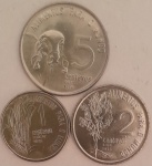 Kit 3 moedas nacionais 1 e 2 centavos 1975 e 5 centavos 1976 Alimentos Para o Mundo